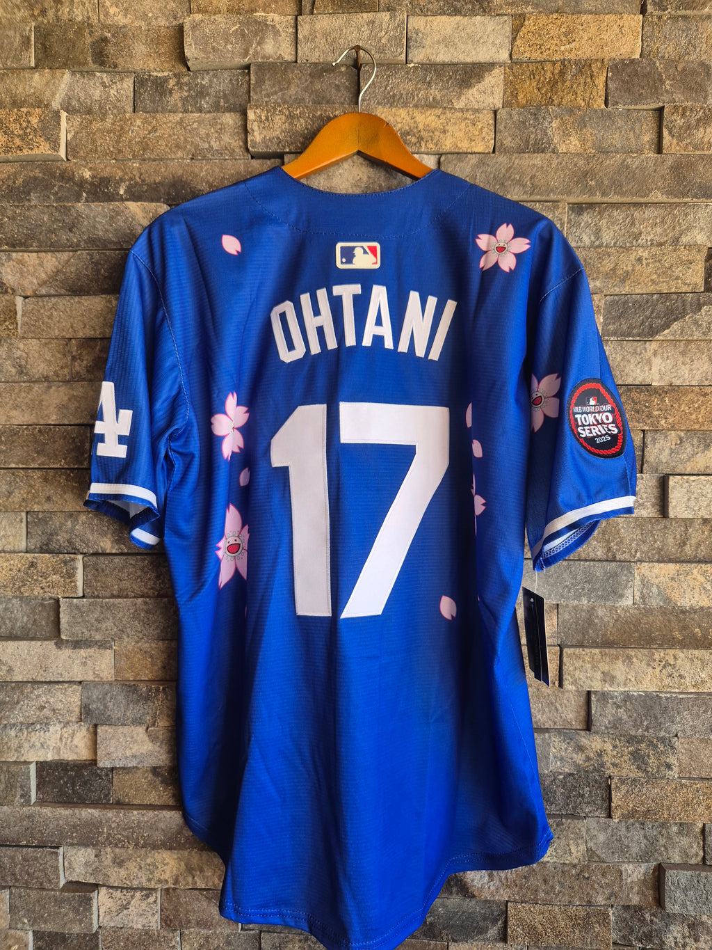 Jersey Oficial Shohei Ohtani #17 – Azul Floral Takashi Murakami x MLB (Edición Especial)