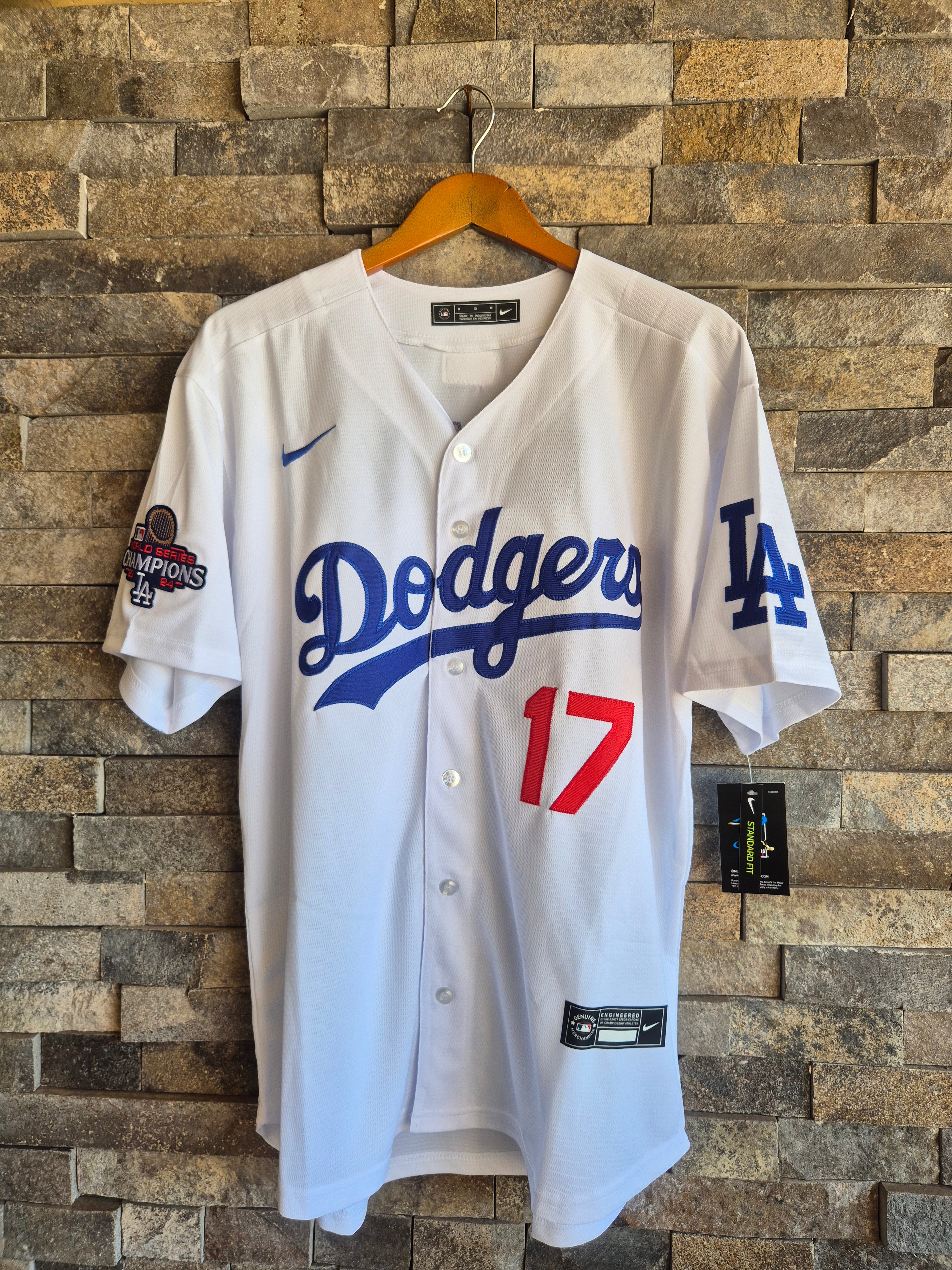 Jersey Oficial de Los Angeles Dodgers – Shohei Ohtani #17, Edición Serie Mundial 2024 (Campeones)