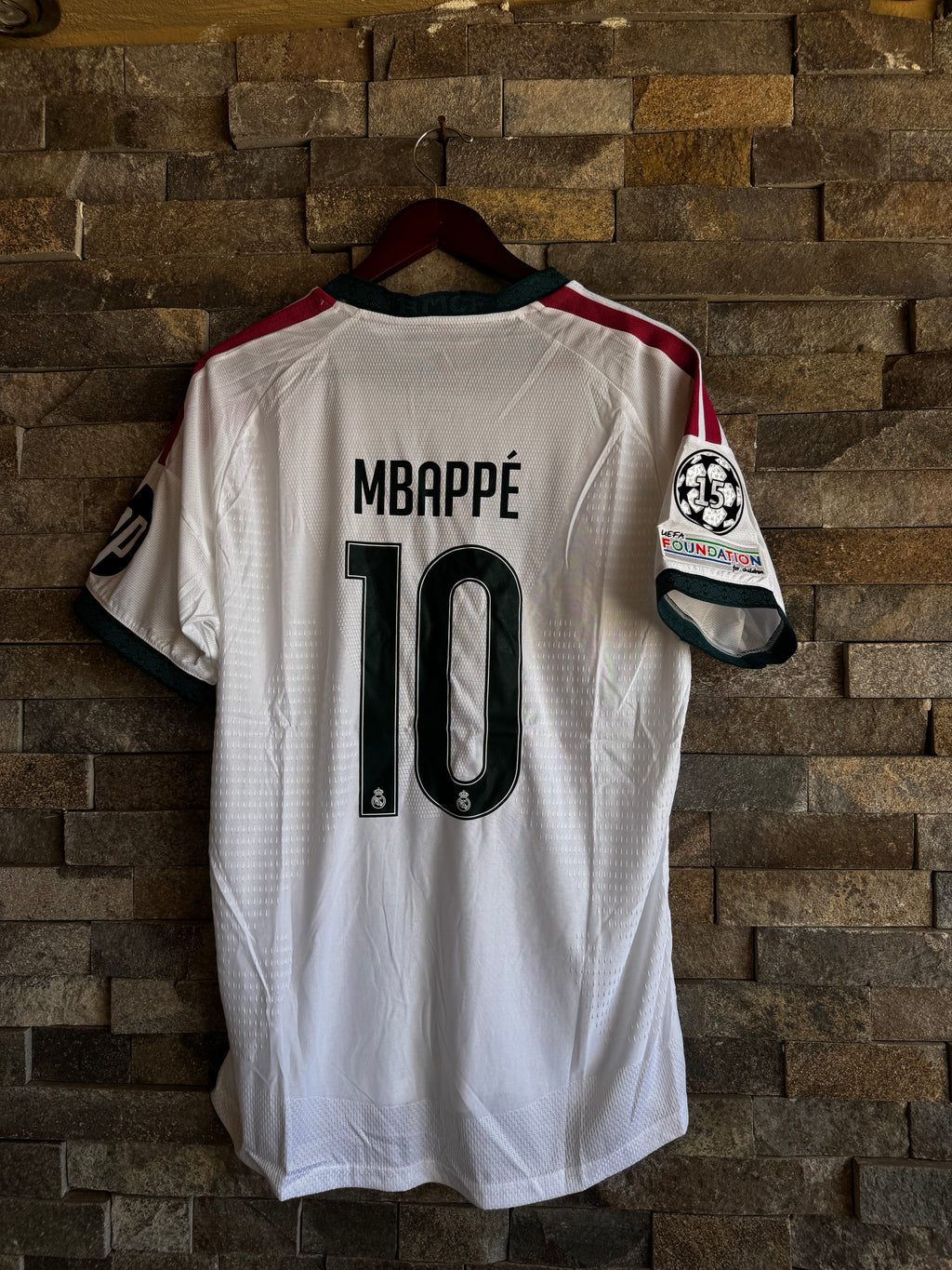 Jersey Real Madrid Local Versión Jugador Mbappé #10 | 2026/2027